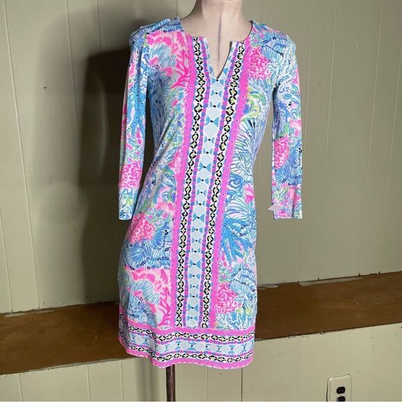 Lilly Pulitzer‎ UPF 50+ Nadine Sink or Swim Engineered Chilly Lilly Dress - Picture 2 of 7
